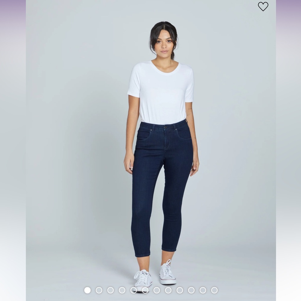 Universal Standard Seine Jeans in Dark Indigo